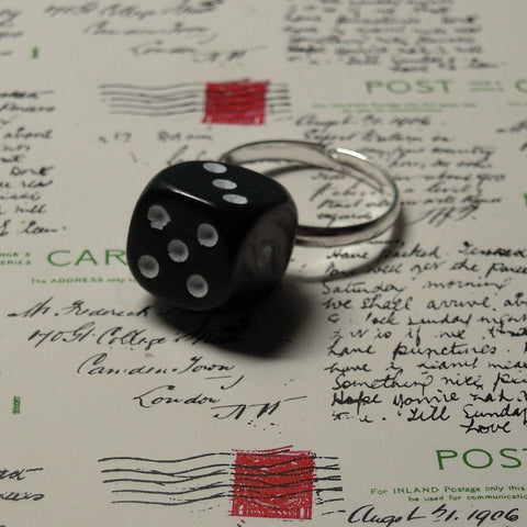 black dice ring