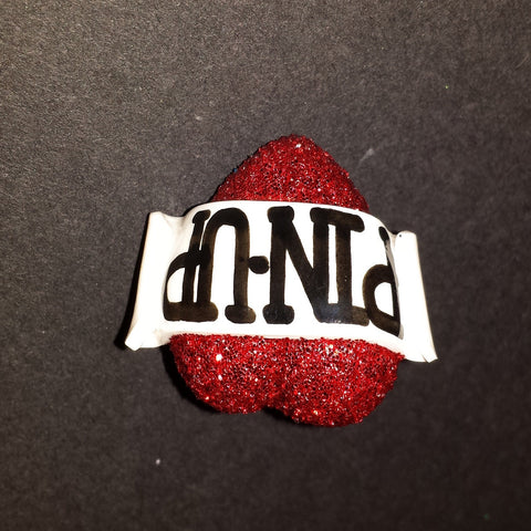 red glitter pin-up bete noire ring