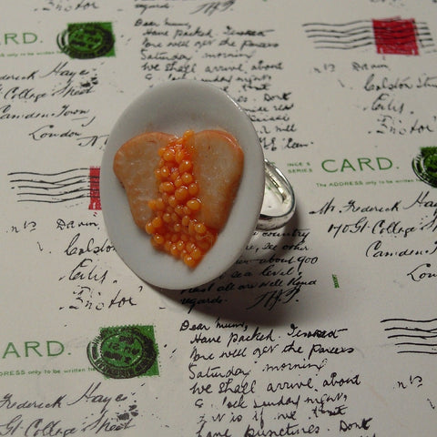 plated beans on toast ring